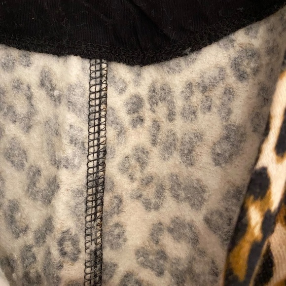 VELVET BY GRAHAM & SPENCER dress - size small - Picture 3 of 6